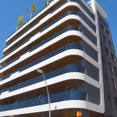 Apartamento De Lujo En Primera Linea De Playa Бенидорм Экстерьер фото