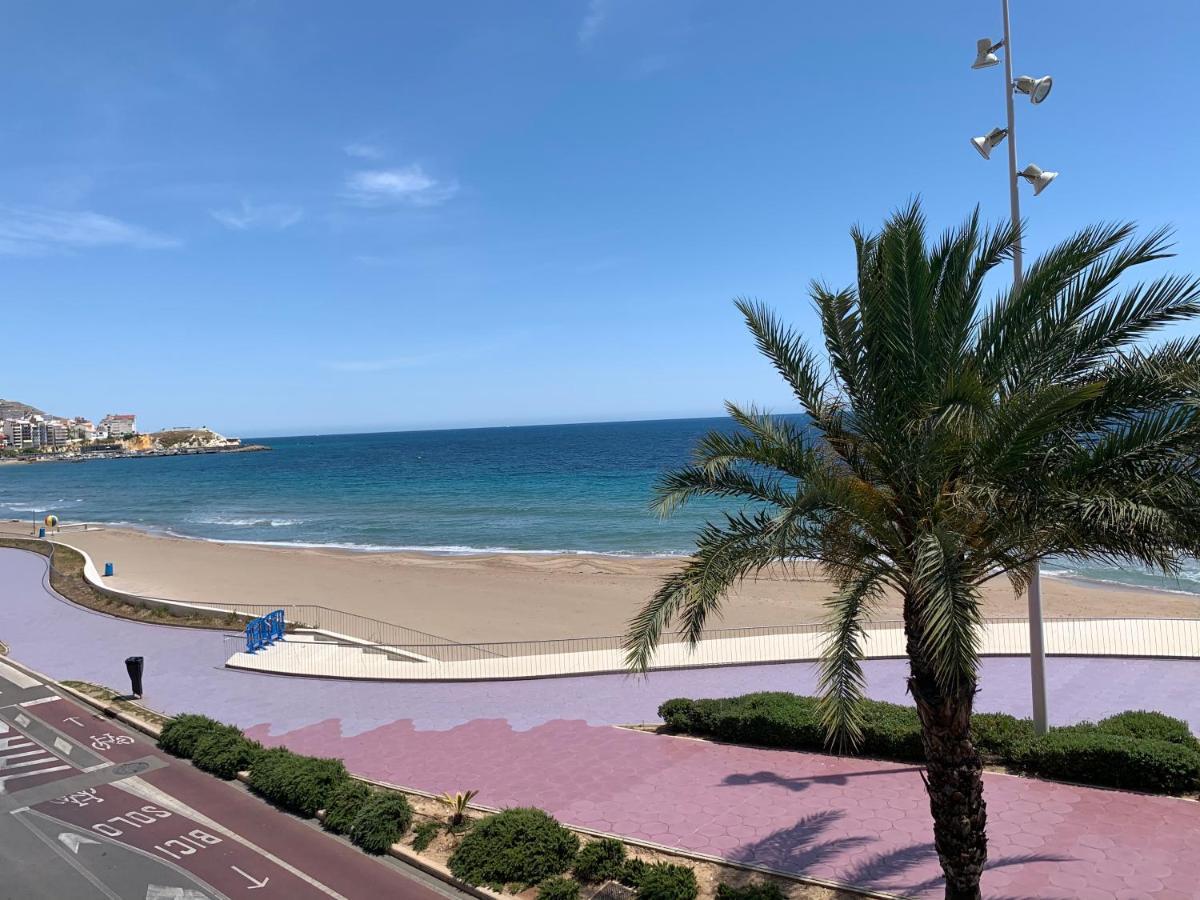 Apartamento De Lujo En Primera Linea De Playa Бенидорм Экстерьер фото