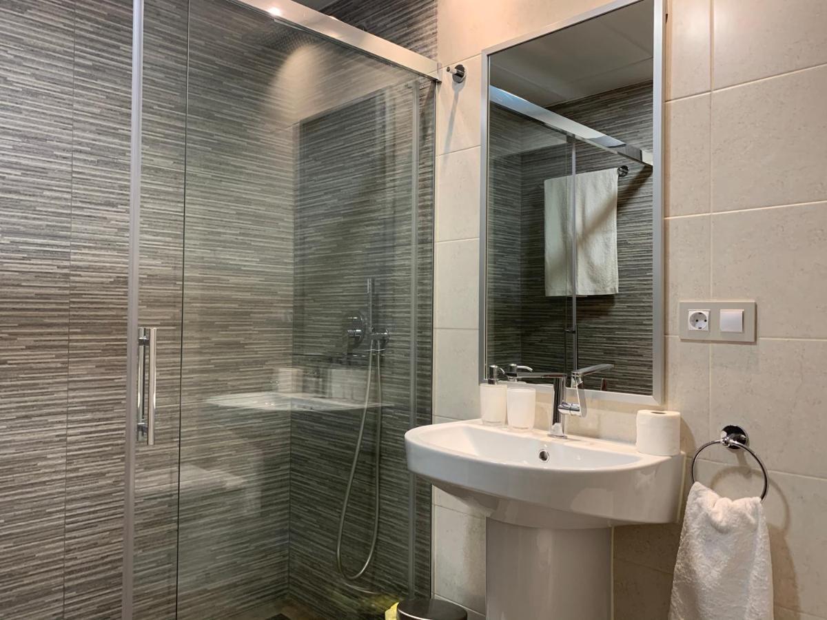Apartamento De Lujo En Primera Linea De Playa Бенидорм Экстерьер фото