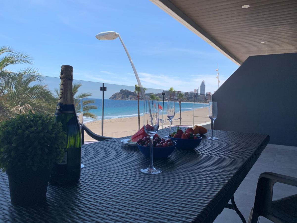 Apartamento De Lujo En Primera Linea De Playa Бенидорм Экстерьер фото